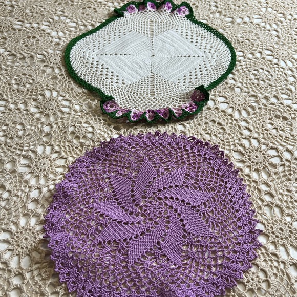 Unique OOAK Crochet Doily Table Mat or Dresser Set of Three - Picture 6 of 9